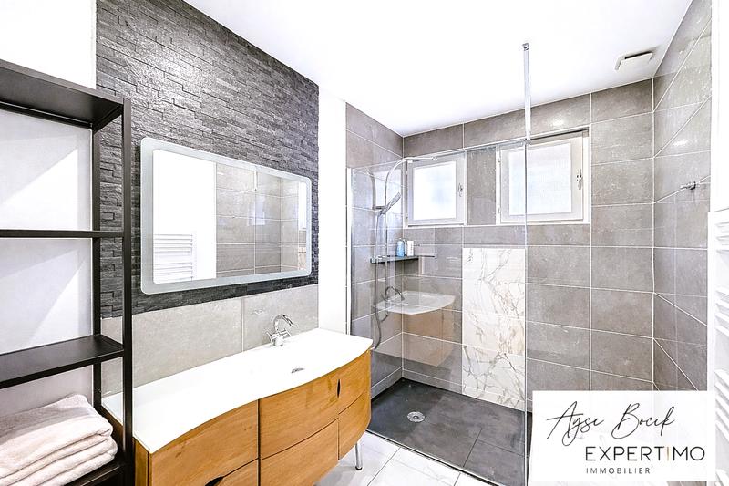 Maison - 135 m² - 6 pièces