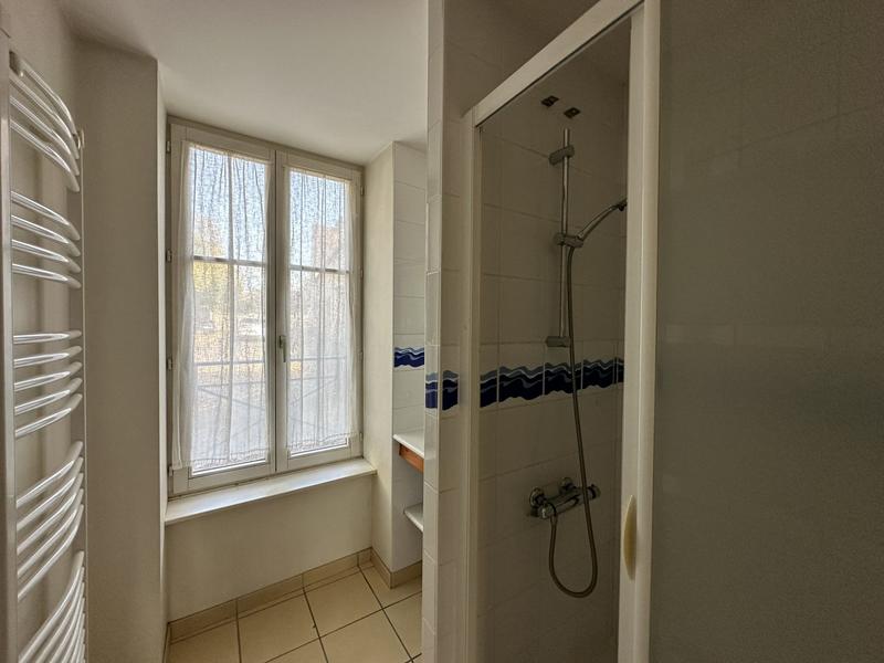 Maison ancienne - 151 m² - 8 pièces