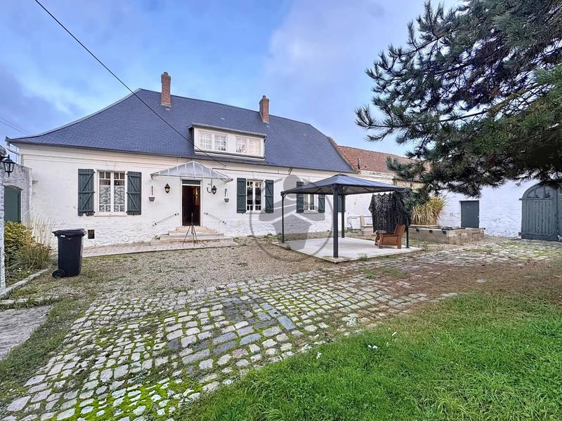 Maison - 170 m² - 5 pièces