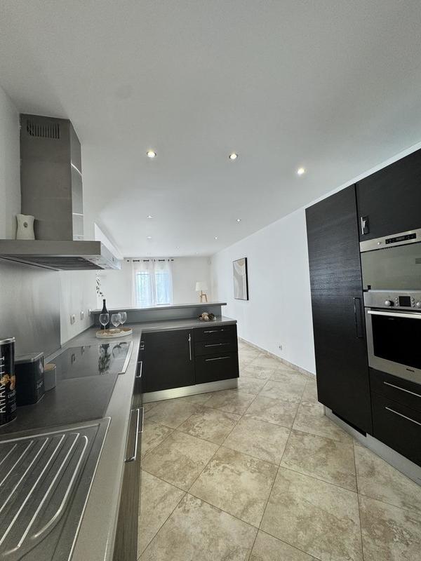 Bastide - 206 m² - 6 pièces