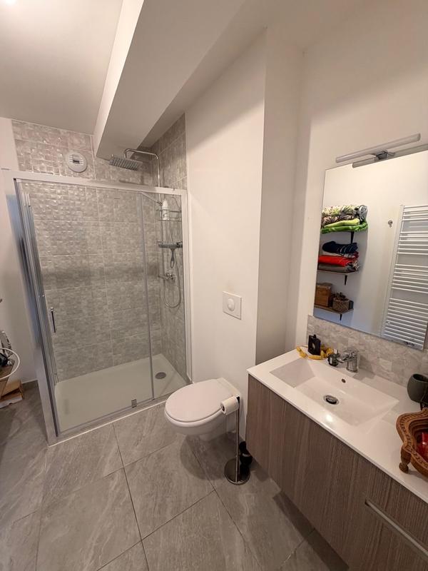 Appartement - 98 m² - 4 pièces