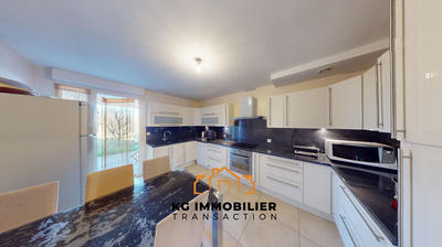 Maison - 170 m² - 7 pièces