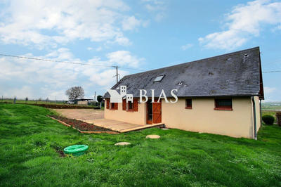 Maison - 80 m² - 5 pièces