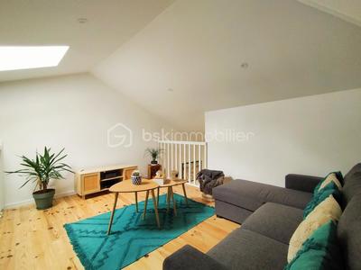 Appartement - 125 m² - 6 pièces