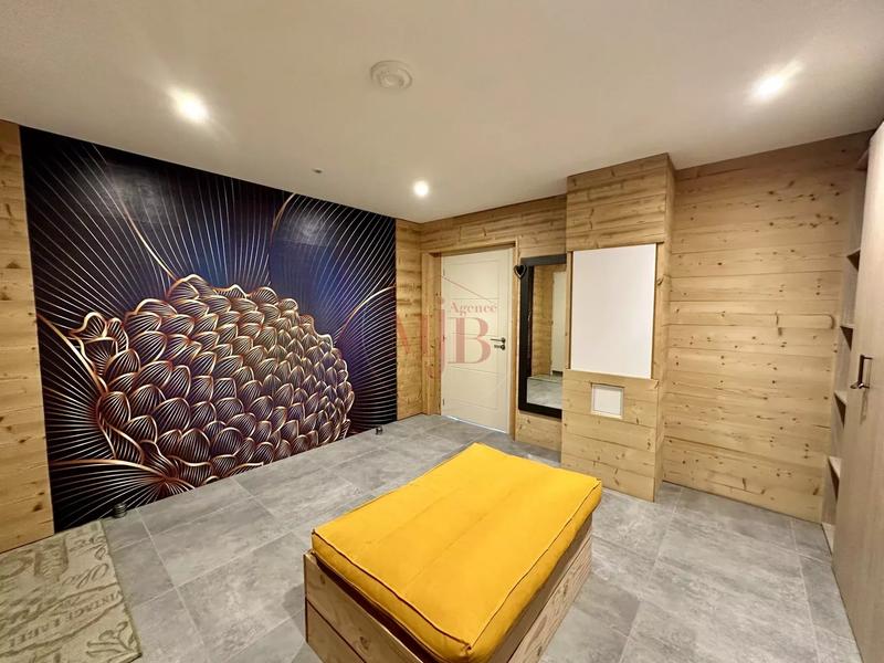 Châlet - 215 m² - 6 pièces