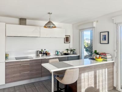 Appartement - 70 m² - 3 pièces