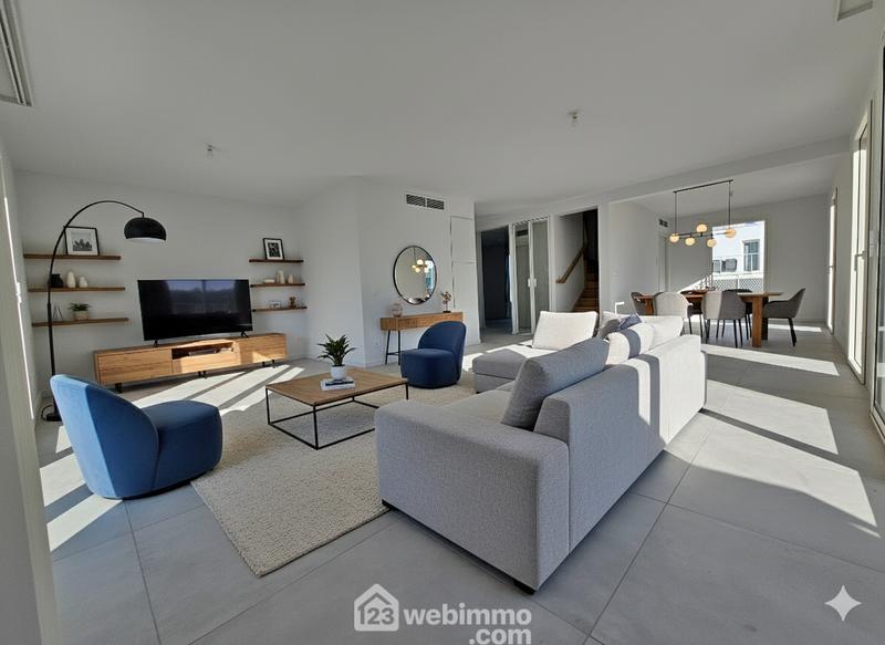 Appartement - 140 m² - 5 pièces