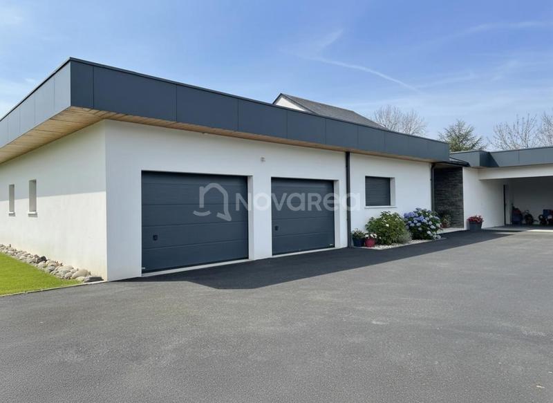 Maison - 265 m² - 8 pièces