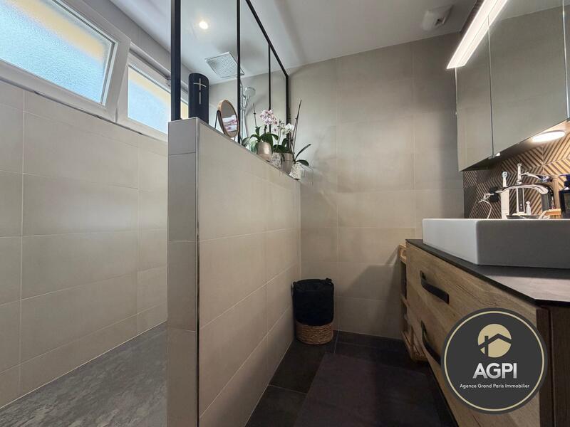 Maison ancienne - 144 m² - 7 pièces