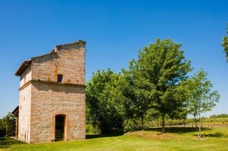 Maison - 557 m² - 20 pièces