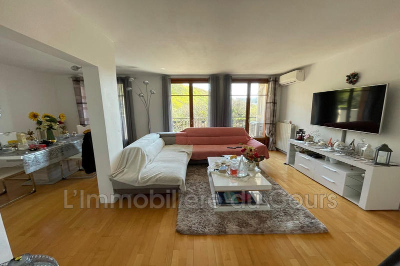Appartement - 76 m² - 3 pièces