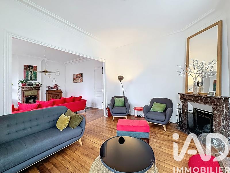 Maison - 233 m² - 8 pièces