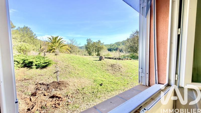 Maison - 213 m² - 6 pièces