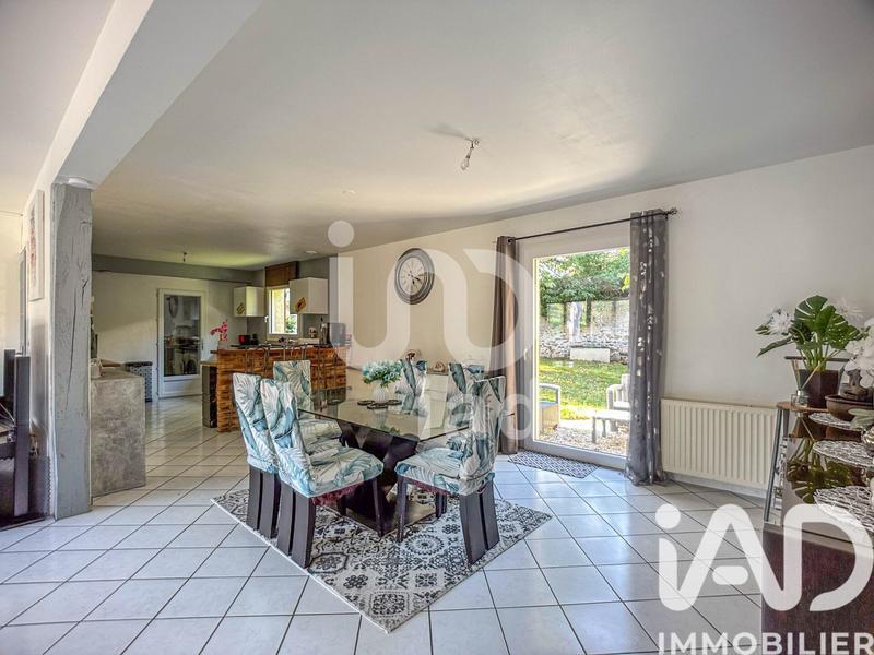 Maison - 104 m² - 5 pièces