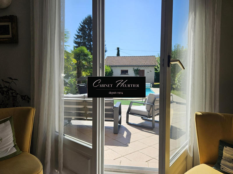 Maison - 141 m² - 7 pièces