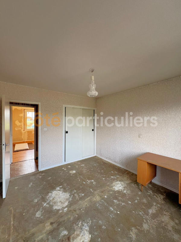 Maison - 93 m² - 5 pièces