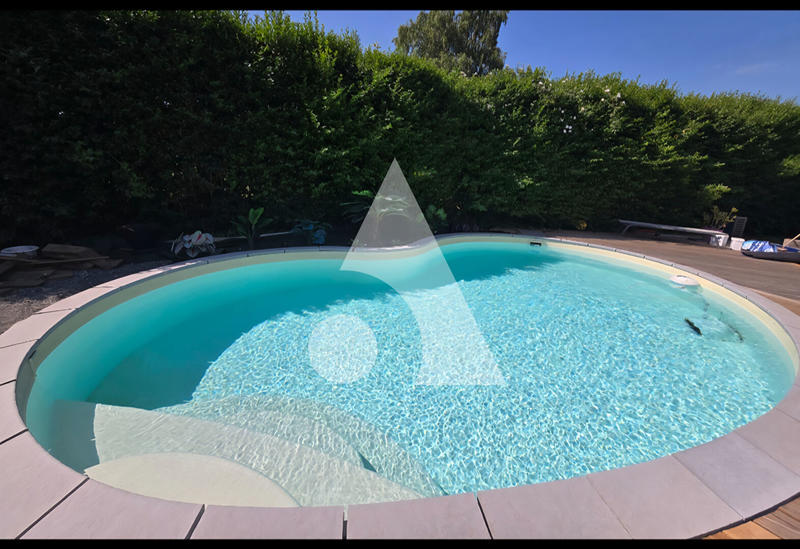 Maison - 155 m² - 6 pièces