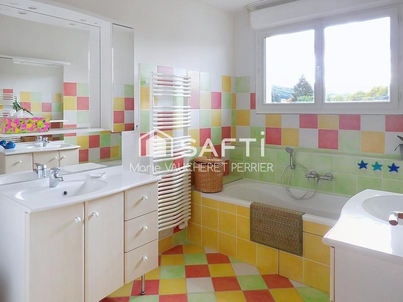 Villa - 192 m² - 5 pièces