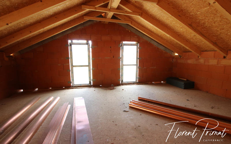 Maison - 79 m² - 5 pièces