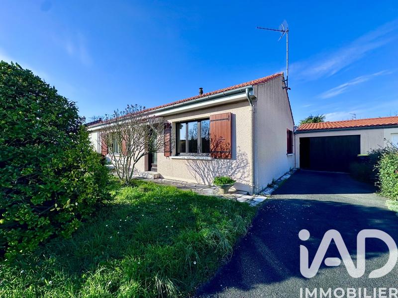 Maison - 90 m² - 3 pièces