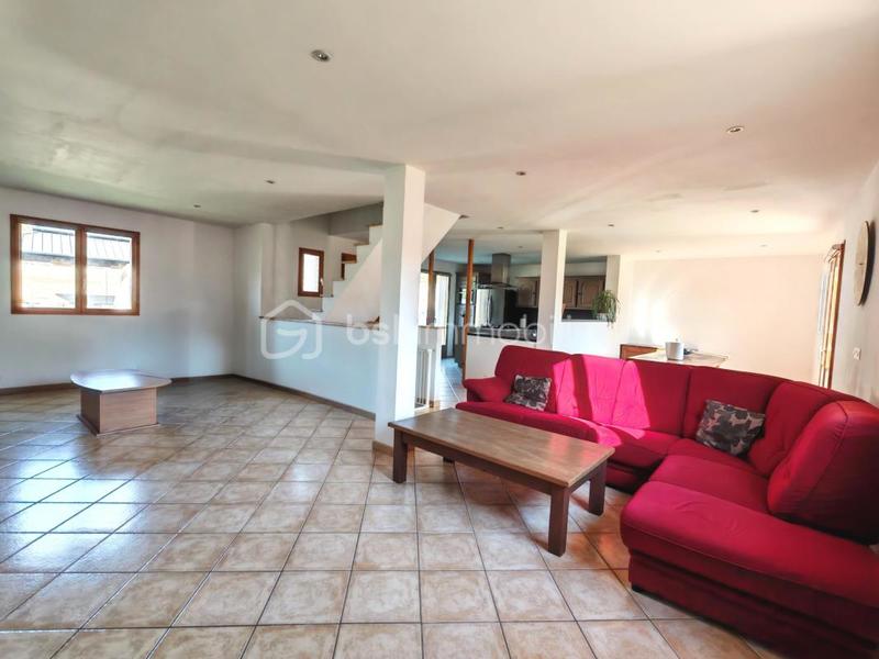 Maison - 113 m² - 6 pièces