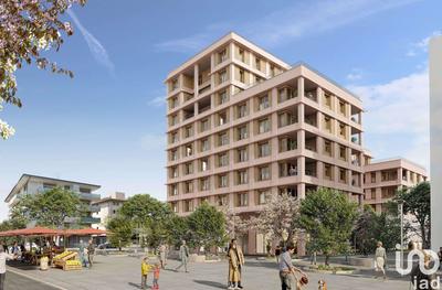 Appartement - 121 m² - 5 pièces