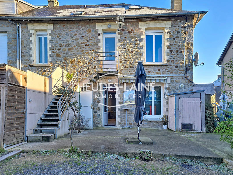 Immeuble - 7 pièces