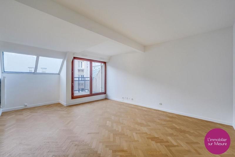 Appartement - 102 m² - 5 pièces