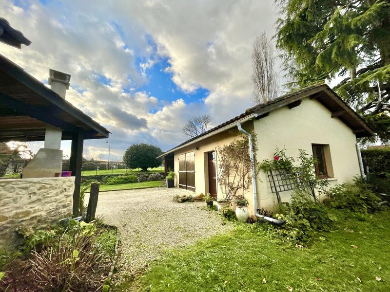 Maison traditionnelle - 145 m² - 5 pièces