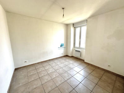 Appartement - 77 m² - 4 pièces