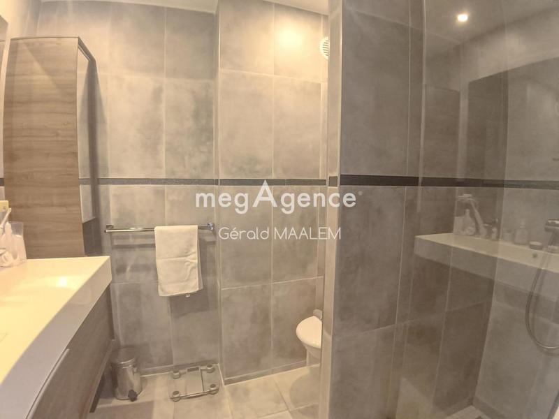 Appartement - 92 m² - 3 pièces