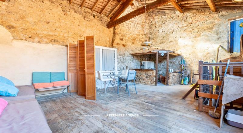 Maison - 180 m² - 6 pièces