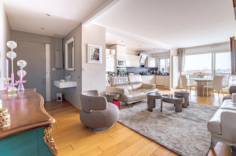 Appartement - 108 m² - 5 pièces