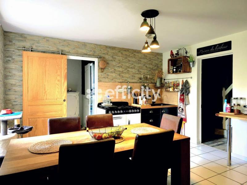 Maison - 197 m² - 7 pièces