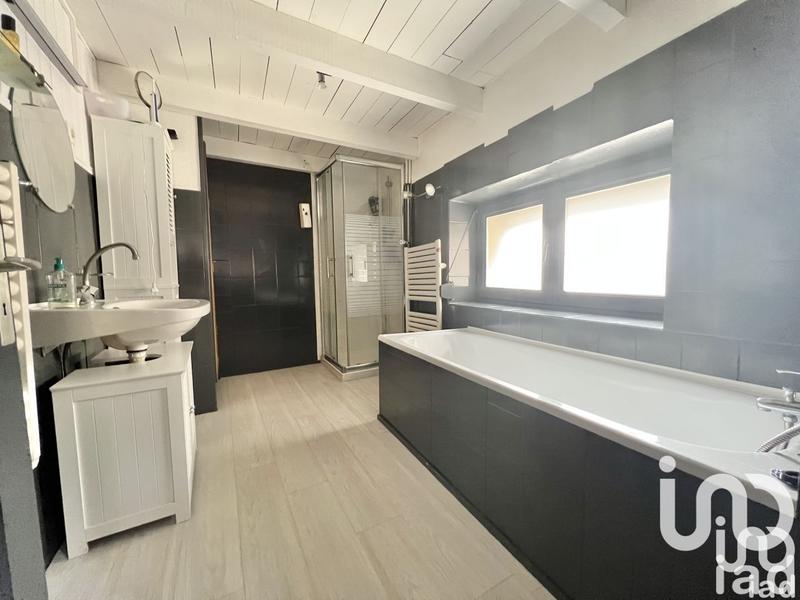 Maison - 110 m² - 4 pièces