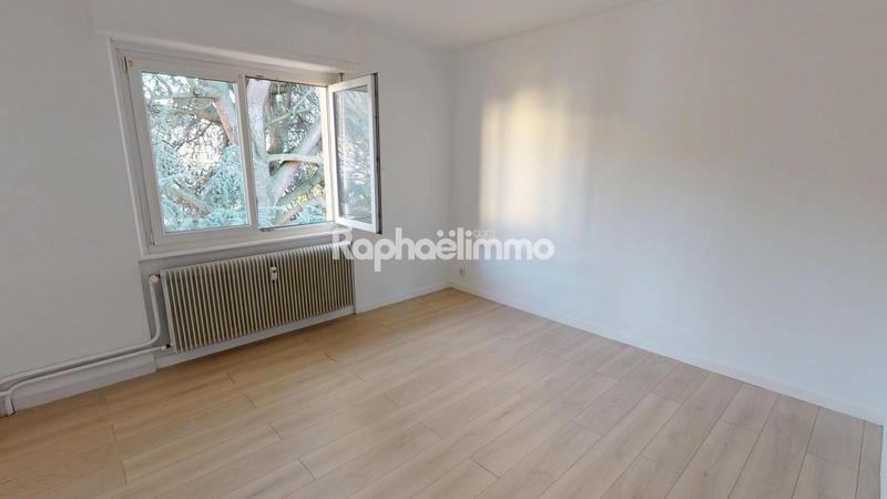 Appartement - 77 m² - 3 pièces