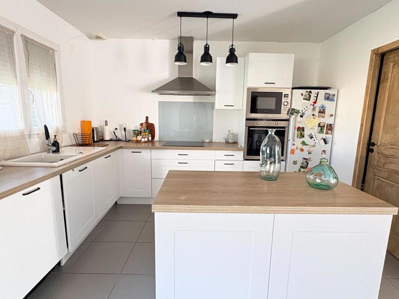 Maison - 97 m² - 4 pièces