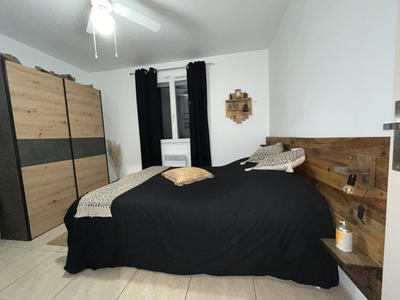 Villa - 100 m² - 3 pièces