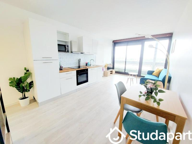 Chambre - 10 m² - 1 pièce