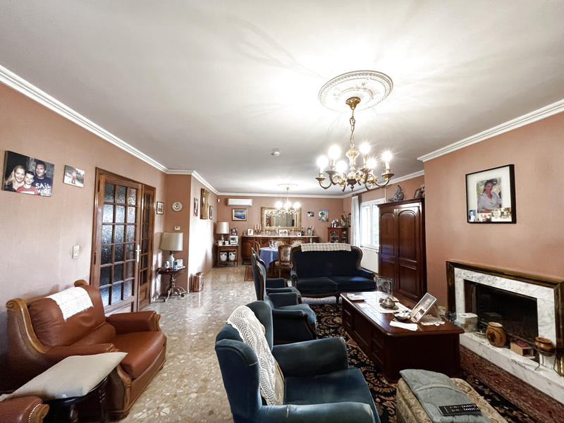 Villa - 188 m² - 7 pièces