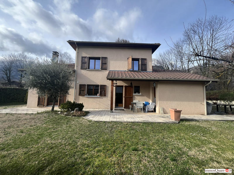 Maison contemporaine - 126 m² - 6 pièces