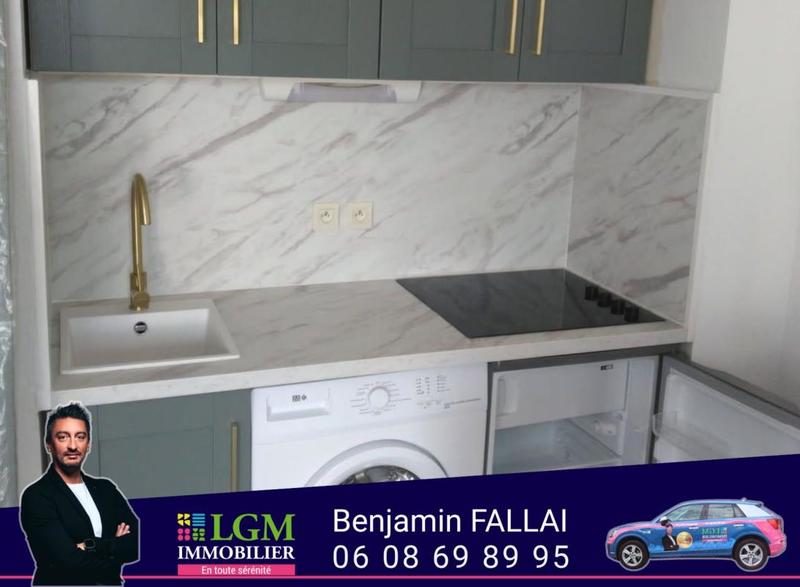 Studio - 25 m² - 1 pièce