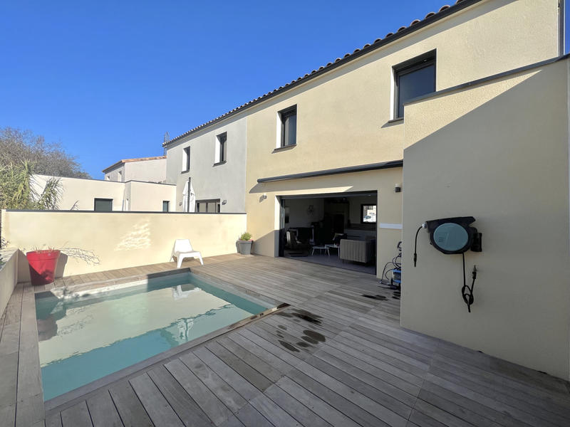 Maison - 101 m² - 5 pièces