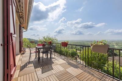 Maison - 133 m² - 7 pièces