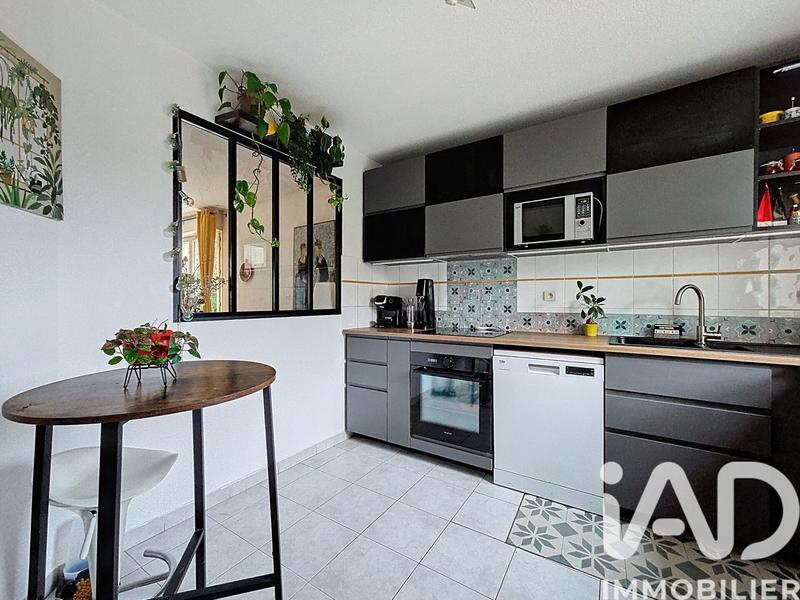 Maison - 96 m² - 5 pièces