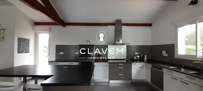 Maison contemporaine - 172 m² - 6 pièces