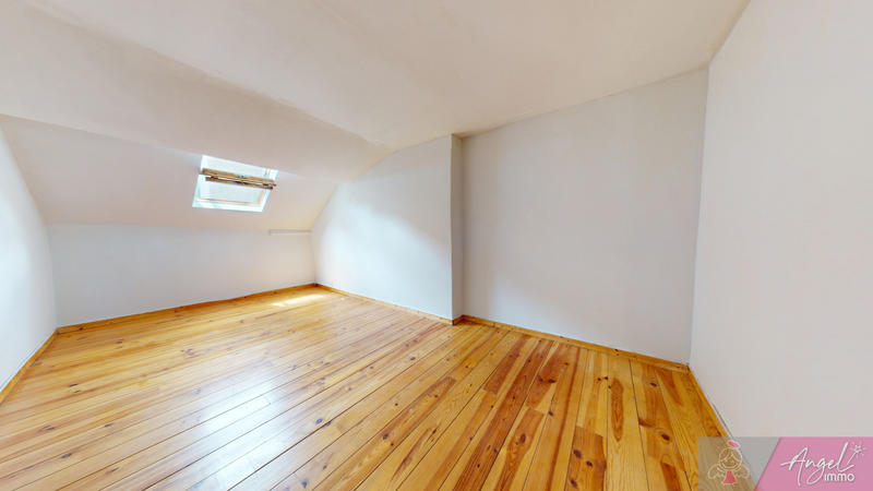 Maison de village - 195 m² - 10 pièces