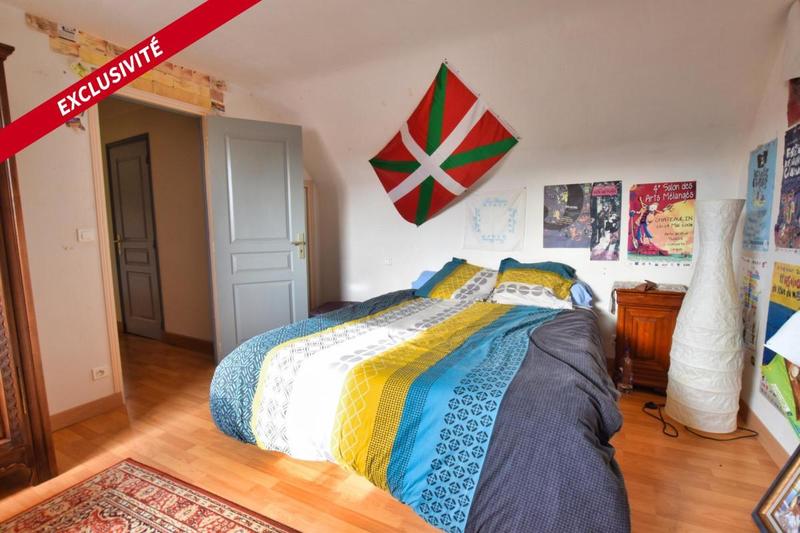 Maison - 166 m² - 6 pièces