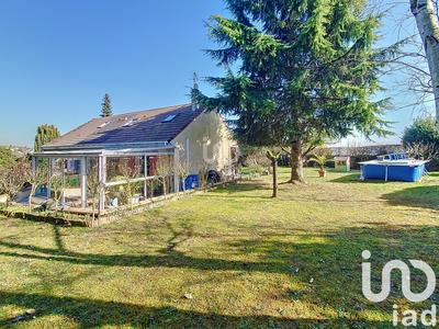 Maison - 175 m² - 8 pièces