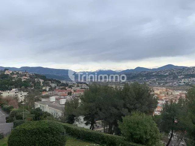 Appartement - 144 m² - 5 pièces